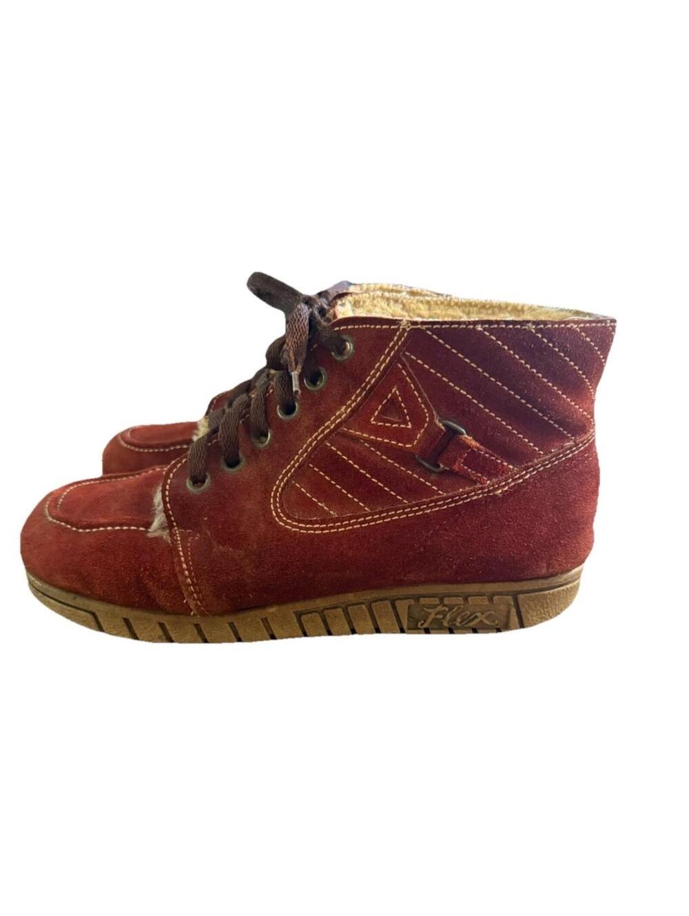 Vintage 1970s Reddish Brown Suede Sherpa Lined Lace Up Women’s  Size 7.5